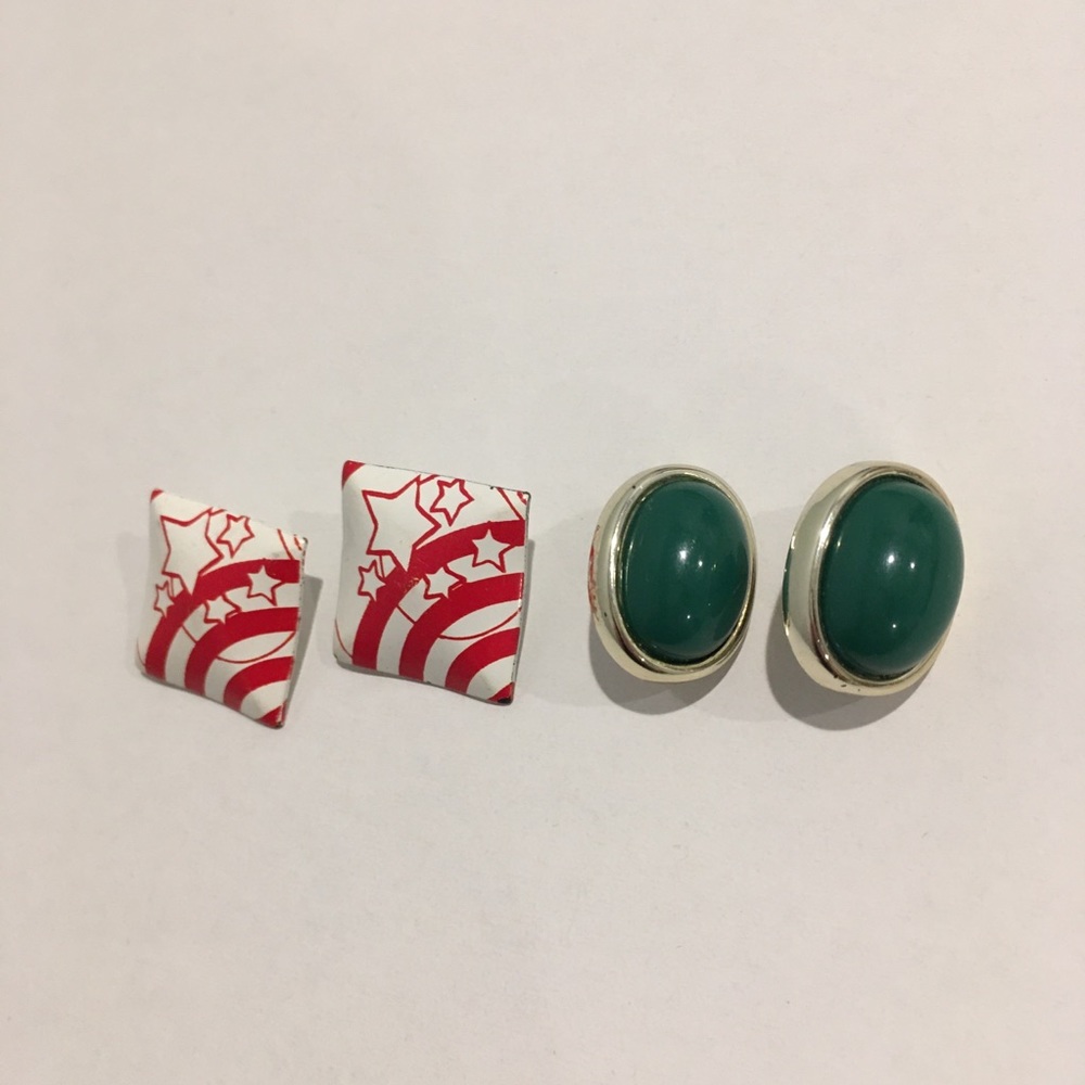 Vintage Earrings Costume Jewelry - Green White Red Christmas Sweater party